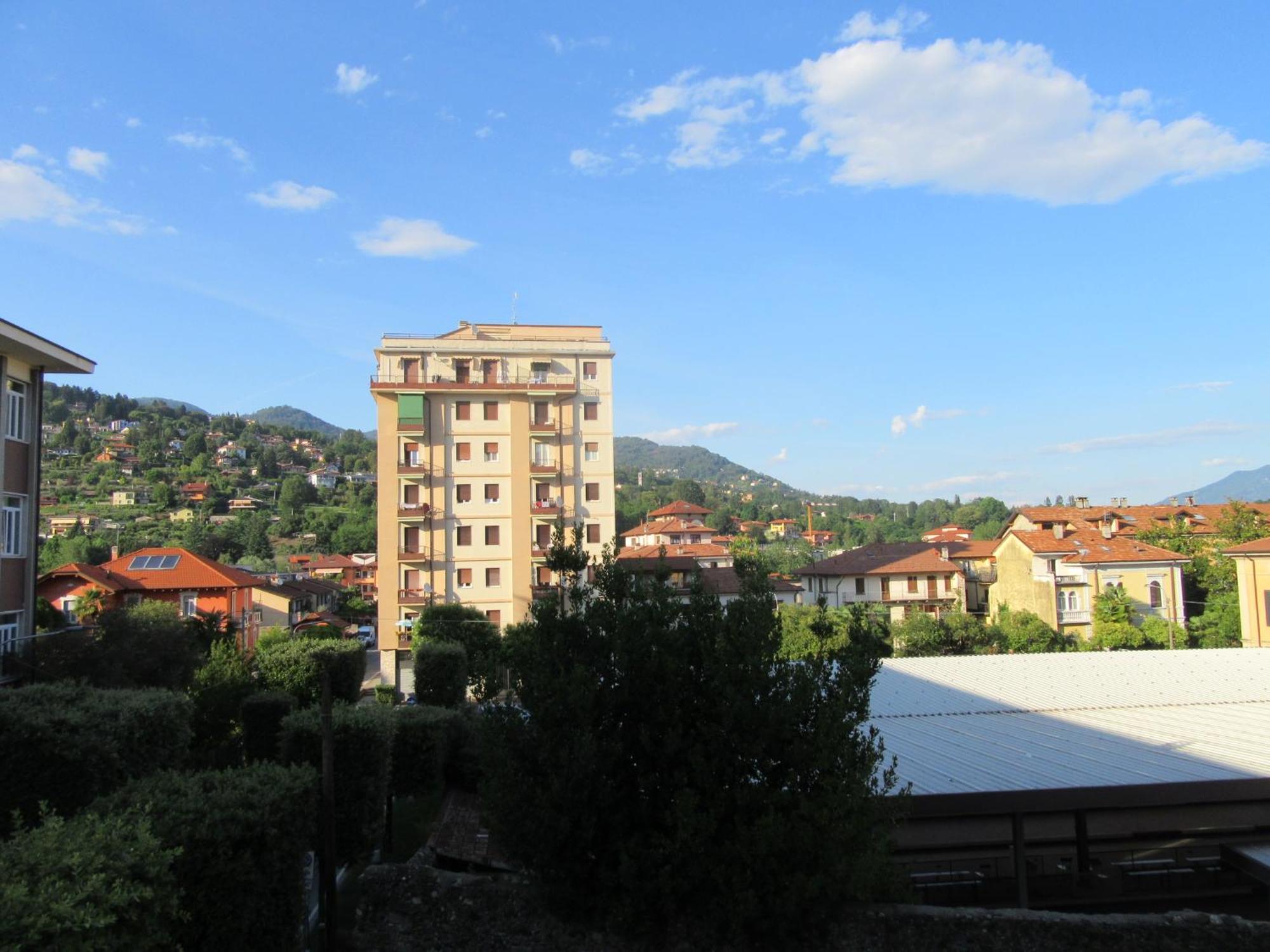 Ferienwohnung Casa Azalea Verbania Exterior foto